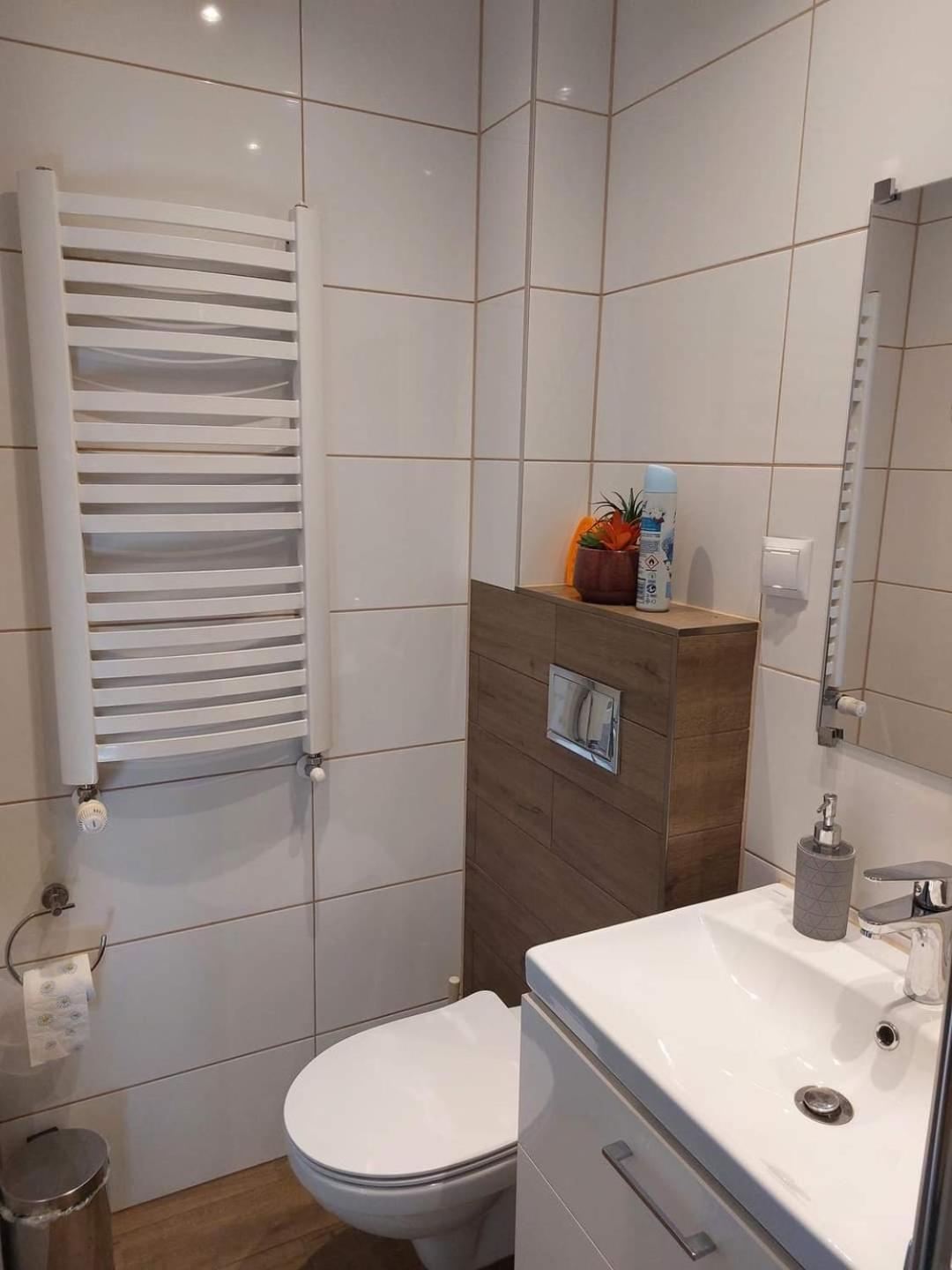 Appartement Lawendowy Zakatek à Graboszyce Extérieur photo